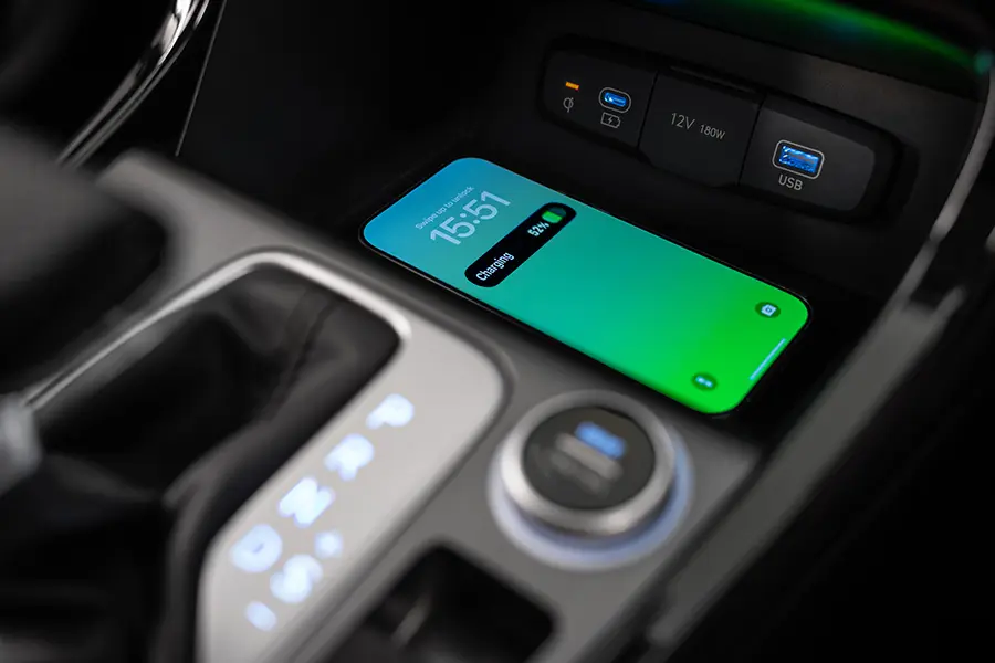 Alcazar wireless phone charging